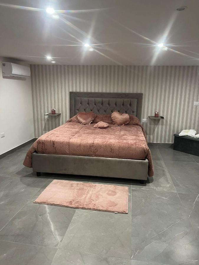 Luisana Home Napoli Bagian luar foto